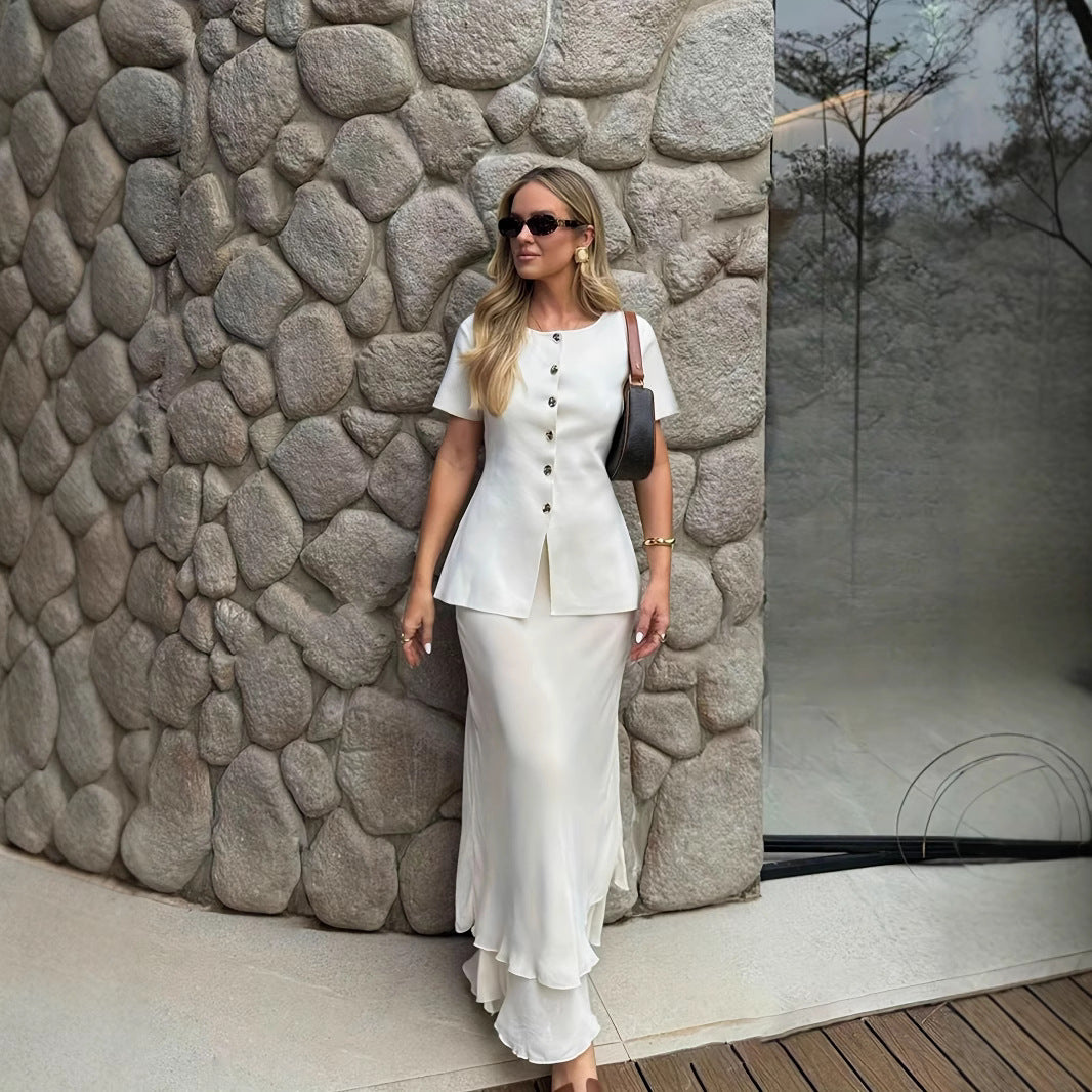 Women's Round Neck Metal Button Design Solid Color Short Sleeve