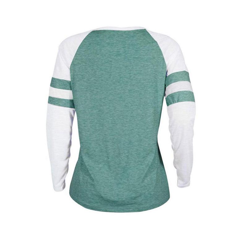 Reconnaissant le t-shirt béni Raglan