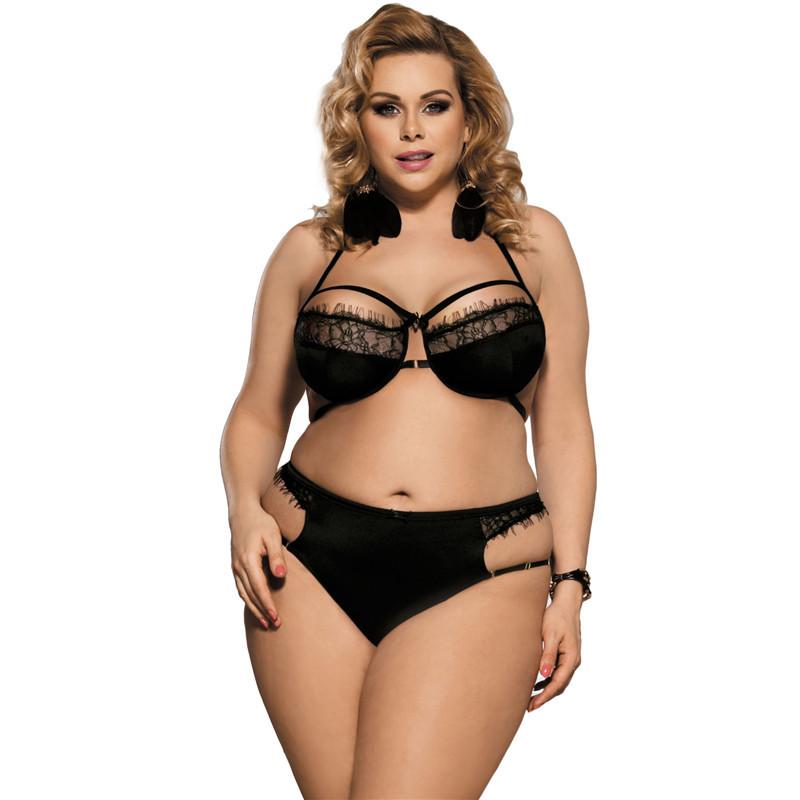 Plus-Size-BH und Slip-Cutout-Set