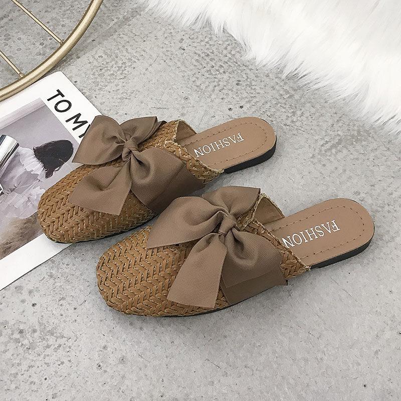 Gewebte Slip-On-Sandalen mit Schleife