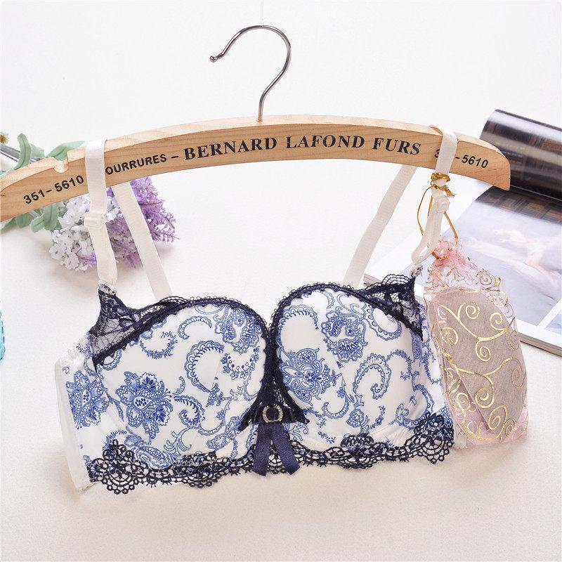 Paisleys and Lace Fashion Bra - Theone Apparel