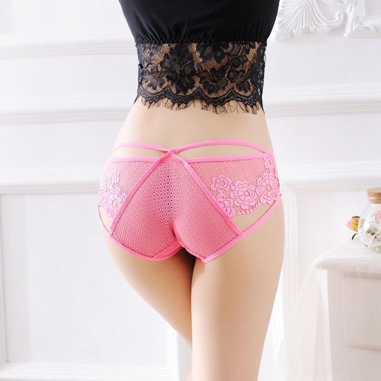 Peekaboo Eyelet Lace Strap Panty