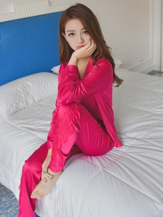 Long Sleeve Pajamas Set