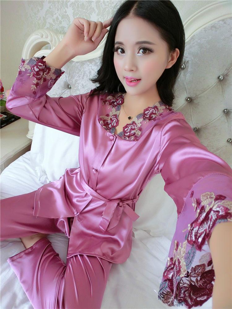 Lace and Satin Pajamas Robe Set