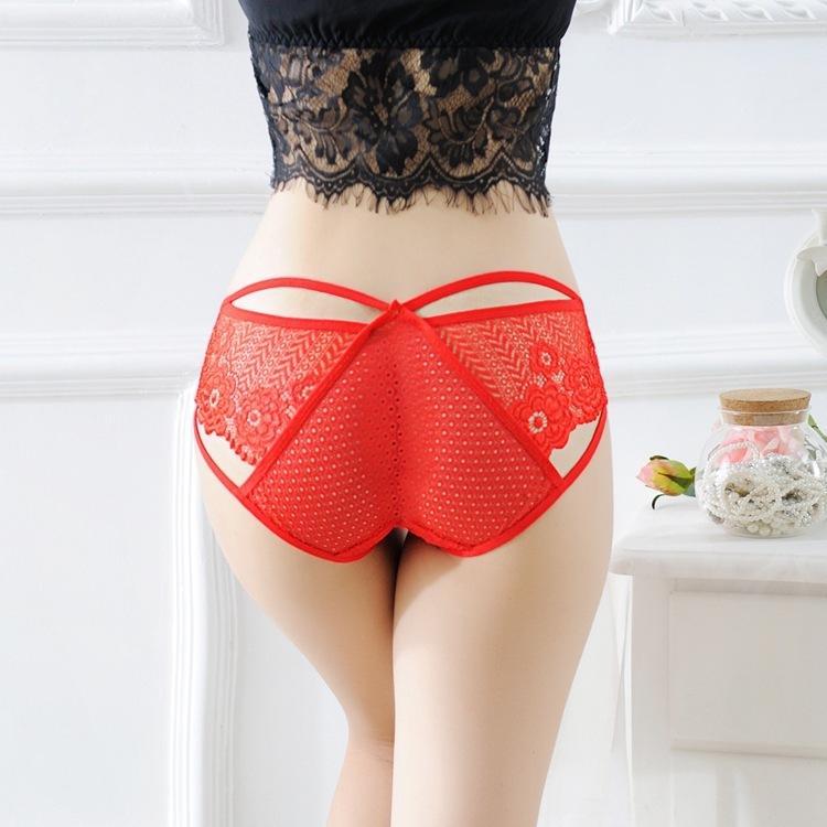 Panty alla cinghia del pizzo per occhiello Peekaboo